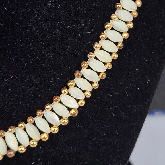 Beaded Woven Tiger's Eye Choker Collar Necklace 17.5 in - Picture 1 of 8